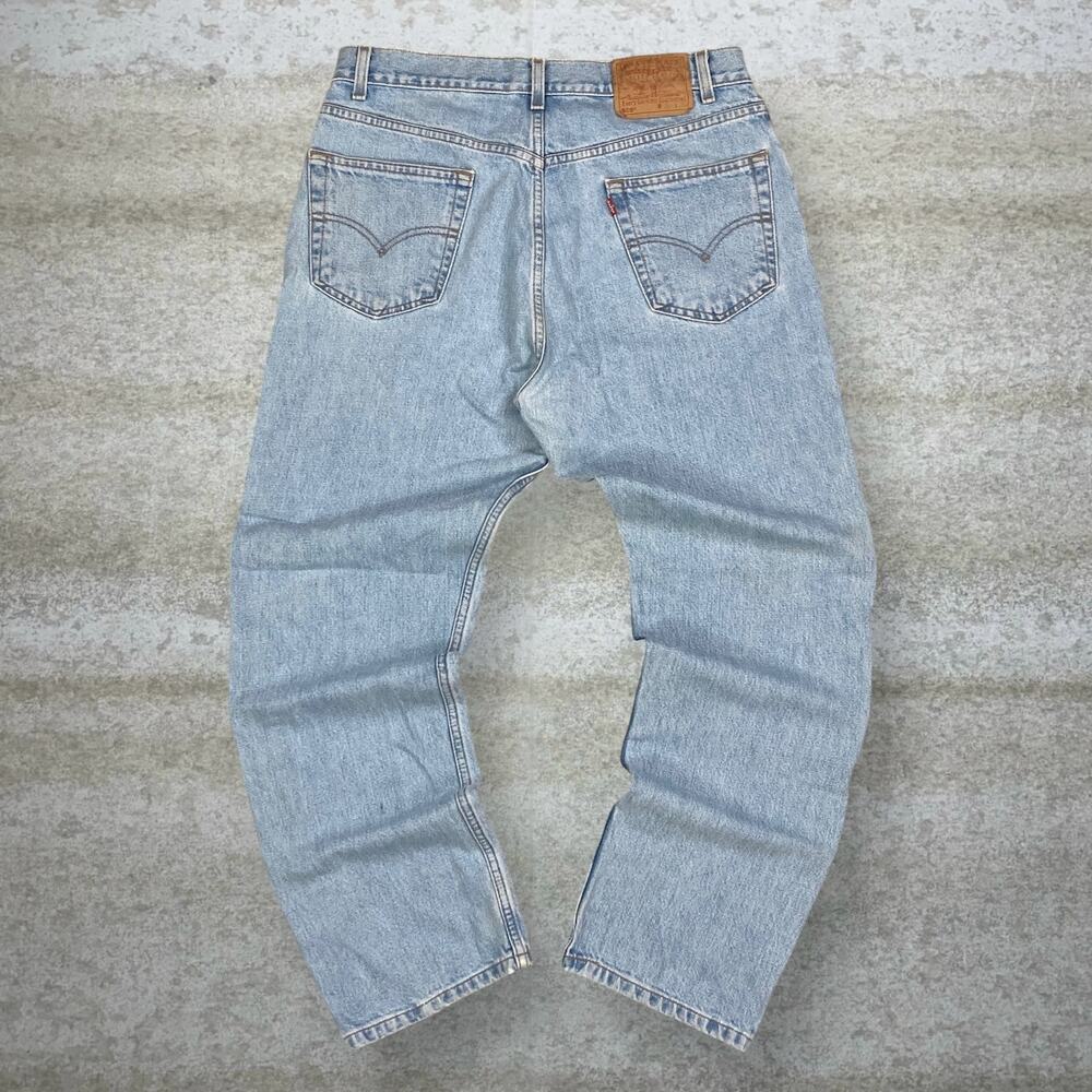 Vintage 90s Levis Jeans 505 36x30 Regular Straight Leg Fit Light Wash Cotton